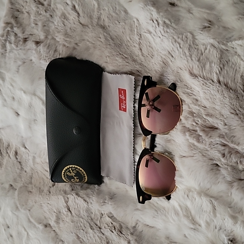 Rayban Clubmaster Sunglasses 🌞